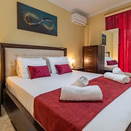 Johnny'S Three Bedroom Apartment Nauplia Esterno foto